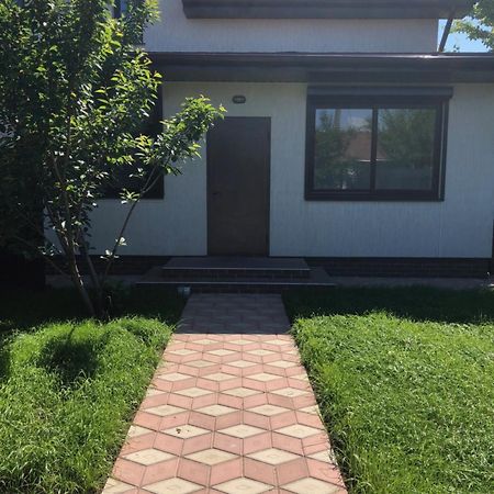 Dacha Karolino-Buhaz Esterno foto